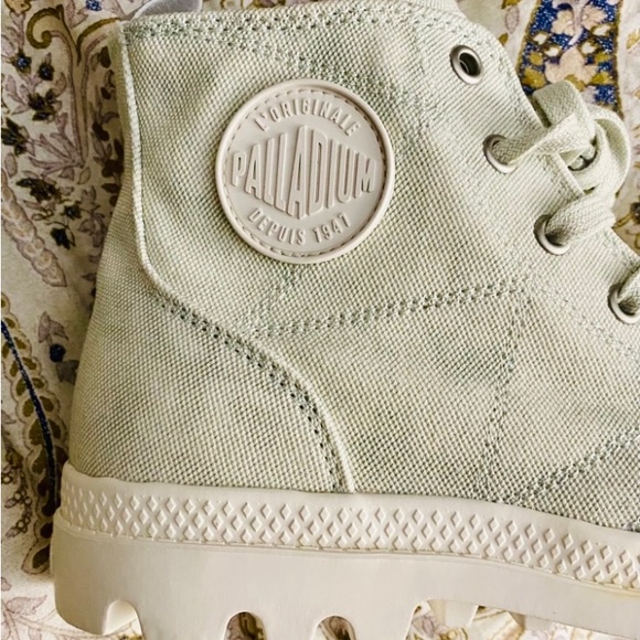 Palladium Pampa Hi Zip Combat Boots Women Size Whisper Green Desertwash NEW - Picture 5 of 9